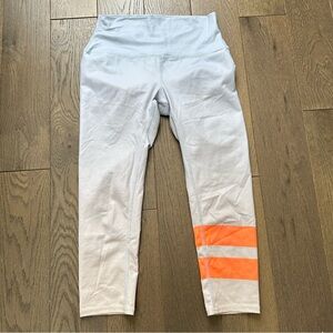ALO Yoga Leggings in Light Gray with Neon Orange Accents Size Small